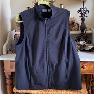Chico’s Black Lightweight ZIp Vest